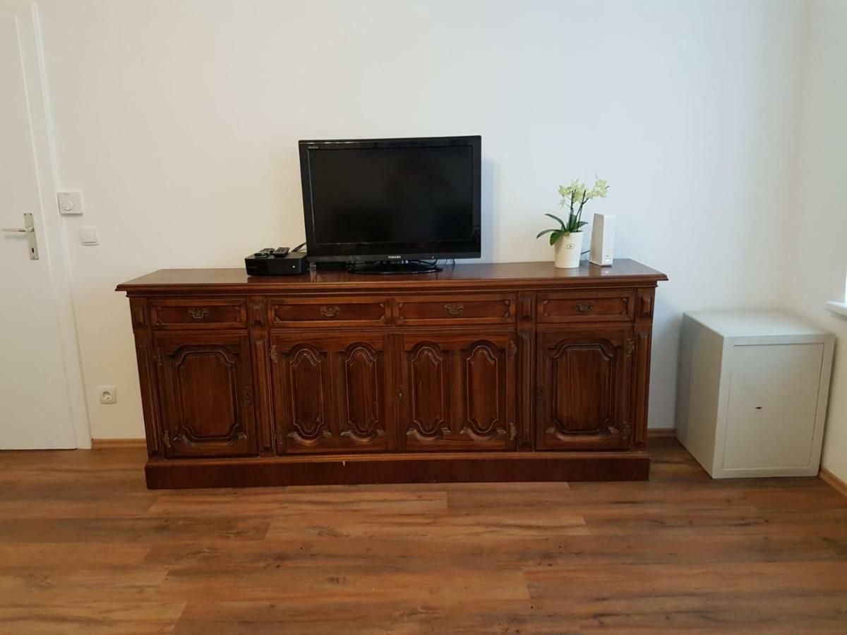 Excellent 2 Bed Apartment 12 Mins From Center Wien Eksteriør bilde